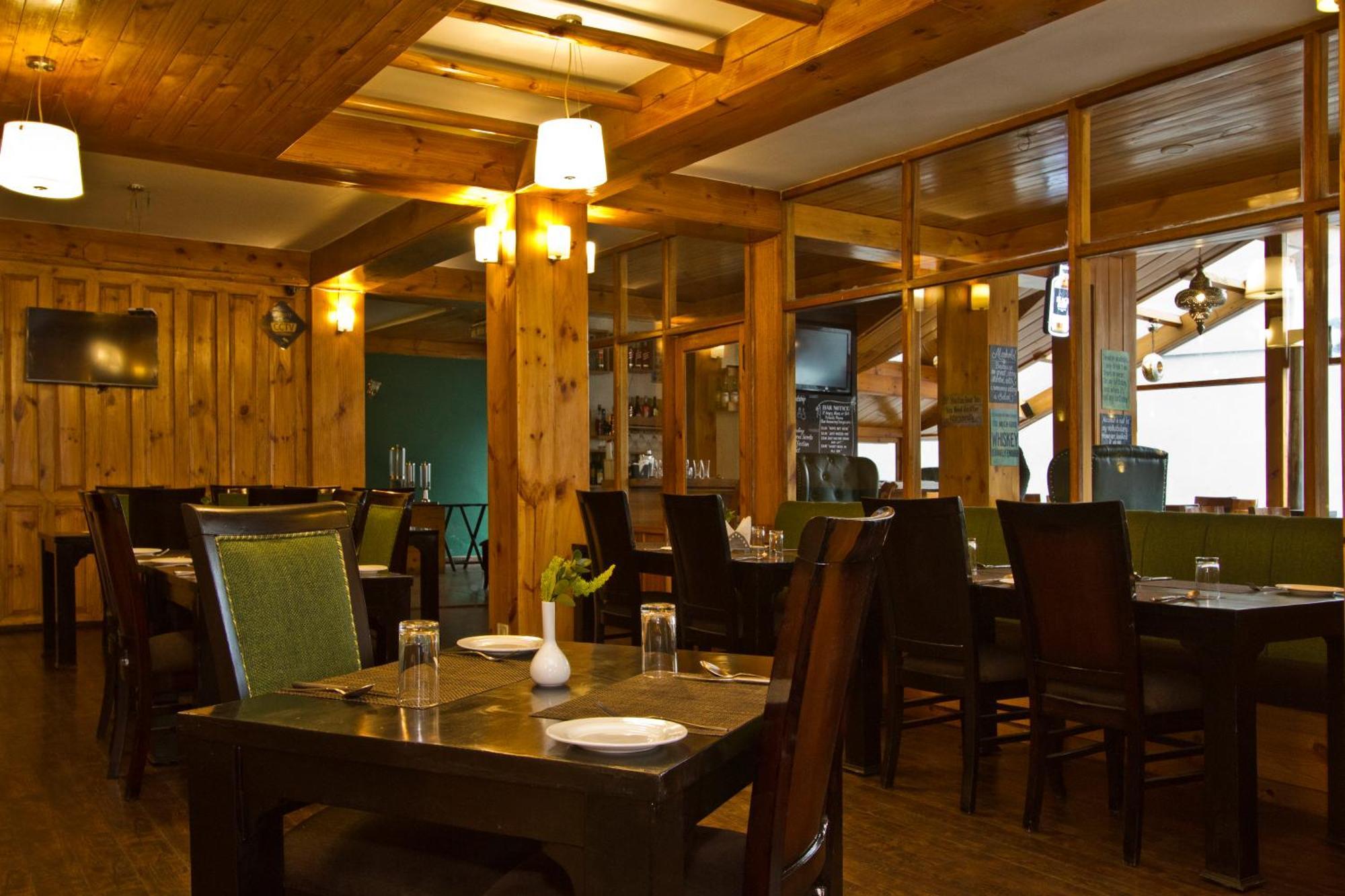 The Whispering Inn Resort And Bar Манали Экстерьер фото
